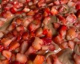 Foto do passo 8 de Bolo branco com recheio de morango 🍓