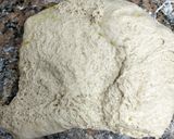 Foto del paso 1 de la receta: Fugazzeta de masa integral (de masa madre)