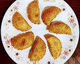 A picture of step 8 of Coconut Gujia.