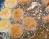 A picture of step 4 of Spicy crispy spring cutlets.