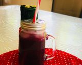 A picture of step 3 of Blueberry Lemonade.