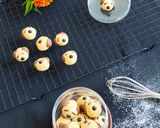 Foto langkah ke 4 dari resep Doggie Cookies.
