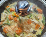Foto del paso 9 de la receta: Wok de Curry Rojo con Pavo, Almendras y Prunas Dulces