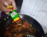 A picture of step 8 of Fried idli.