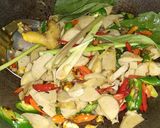 Foto langkah ke 4 dari resep Pepes Jamur campuran.