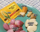 Foto langkah ke 1 dari resep Trio Bumbu Dasar — Bumbu Dasar Merah, Bumbu Dasar Putih, Bumbu Dasar Kuning.