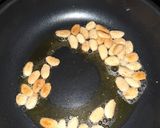 Foto del paso 1 de la receta Tallarines chinos con pollo y soja