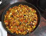 Foto del paso 4 de la receta: Empanadillas de pisto y pulpo adobado al horno
