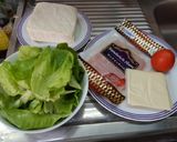 รูปขั้นตอนการทำที่ 1 ของ Ham Cheese Roll Sandwich
