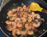 Foto del paso 2 de la receta: Paella pollo y langostinos