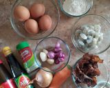 Foto langkah ke 1 dari resep Omelet udang jamur sayuran.