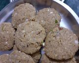 A picture of step 1 of Veg kbab pratha.