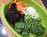 Foto langkah ke 1 dari resep Mie goreng panci.