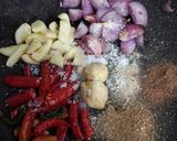 Foto langkah ke 2 dari resep Ayam Kecap Pedas Manis.