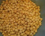 A picture of step 1 of Chickpea Salad.