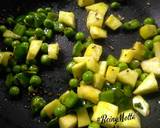 Sweet potato bottlegourd peas and capsicum sabji recipe step 2 photo