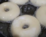 Foto langkah ke 6 dari resep Donat Empuk no kentang.