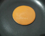 Foto langkah ke 4 dari resep Dorayaki Teflon simple.
