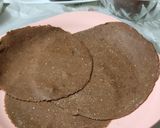 A picture of step 4 of Chocolate paratha pizza.