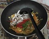รูปขั้นตอนการทำที่ 4 ของ หมึกสายผัดไข่เค็ม #อาหารไทยง่ายๆ