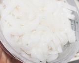 รูปขั้นตอนการทำที่ 2 ของ ก๋วยเตี๋ยวต้มยำ ปลากระป๋อง