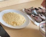 Foto del paso 3 de la receta Salema frita | Así hago yo el pescado frito