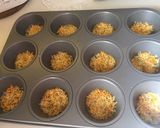 Foto langkah ke 1 dari resep Cheddar parmesan crisp keto.