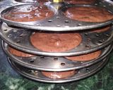 A picture of step 3 of Chocolate idli cake.