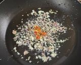 Foto del paso 4 de la receta: 🥘 Salsa puttanesca 🥘 salsa rápida a la sartén 🍳