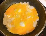 รูปขั้นตอนการทำที่ 2 ของ ไข่น้ำหรือซุปไข่ข้น Egg soup🍳🍲style by barbie👩🏼🍳