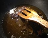 Foto langkah ke 2 dari resep Chili oil.