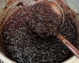 Foto langkah ke 5 dari resep Bubur Ketan Hitam.