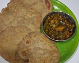A picture of step 7 of Jowar Bhakri.