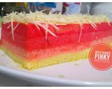 Foto langkah ke 4 dari resep Pink Ombre Cake.
