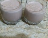 A picture of step 5 of Chocolate milk shake.