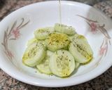صورة لخطوة 2 من وصفة السلطة اليونانية🥒🍅🥗🥗🧅