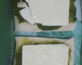 A picture of step 3 of Spinach corn cheese sandwitch.
