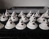 Foto del paso 1 de la receta: Fantasmas de merengue 👻