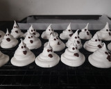 Foto del paso 1 de la receta: Fantasmas de merengue 👻