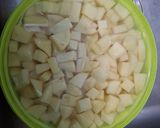 Foto langkah ke 1 dari resep Sambal goreng kentang telur puyuh.