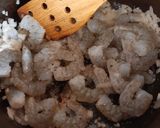 Foto del paso 2 de la receta: Pasta con camarón y parmesano