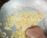 Foto langkah ke 1 dari resep 45. Nasi Kukus Ayam Keju.