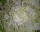 A picture of step 1 of Lebanese Makmoura or Rice with Cabbage.