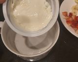 A picture of step 1 of Yogurt & Fruit.