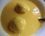 A picture of step 4 of Vadapav.
