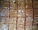 A picture of step 4 of Til peanut chikki.