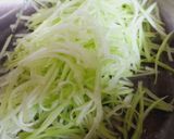 Hình bước làm 1 của món Canh bí nấu chả tôm thịt