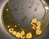 Foto del paso 1 de la receta: Guíscanos con huevo