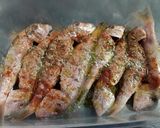 Foto del paso 1 de la receta Salmonetes adobados fritos