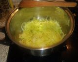 Vöröshagyma krémleves recept fázis 1 fotója